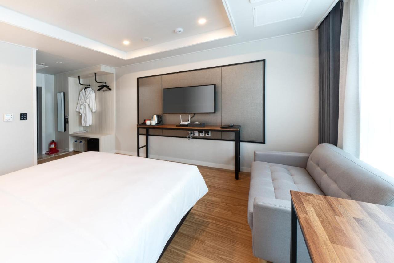 The Mains Hotel Cheonan Esterno foto