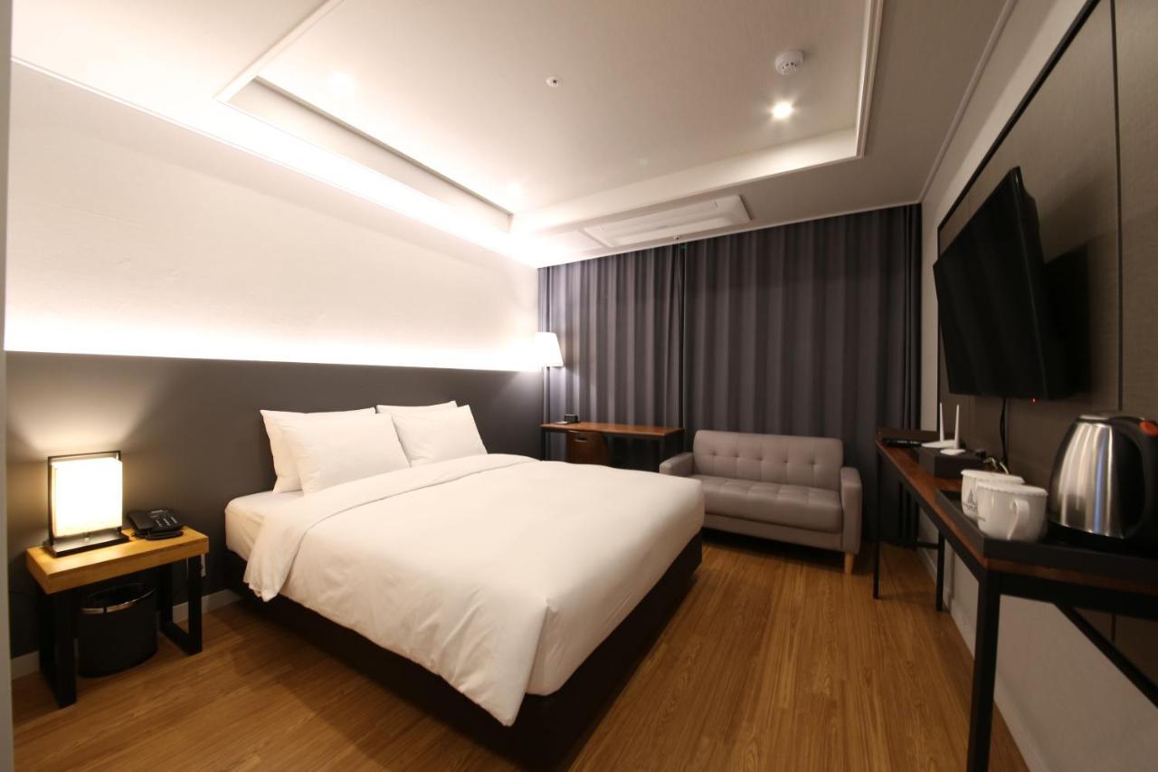 The Mains Hotel Cheonan Esterno foto