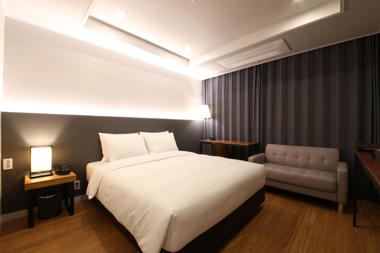 The Mains Hotel Cheonan Esterno foto